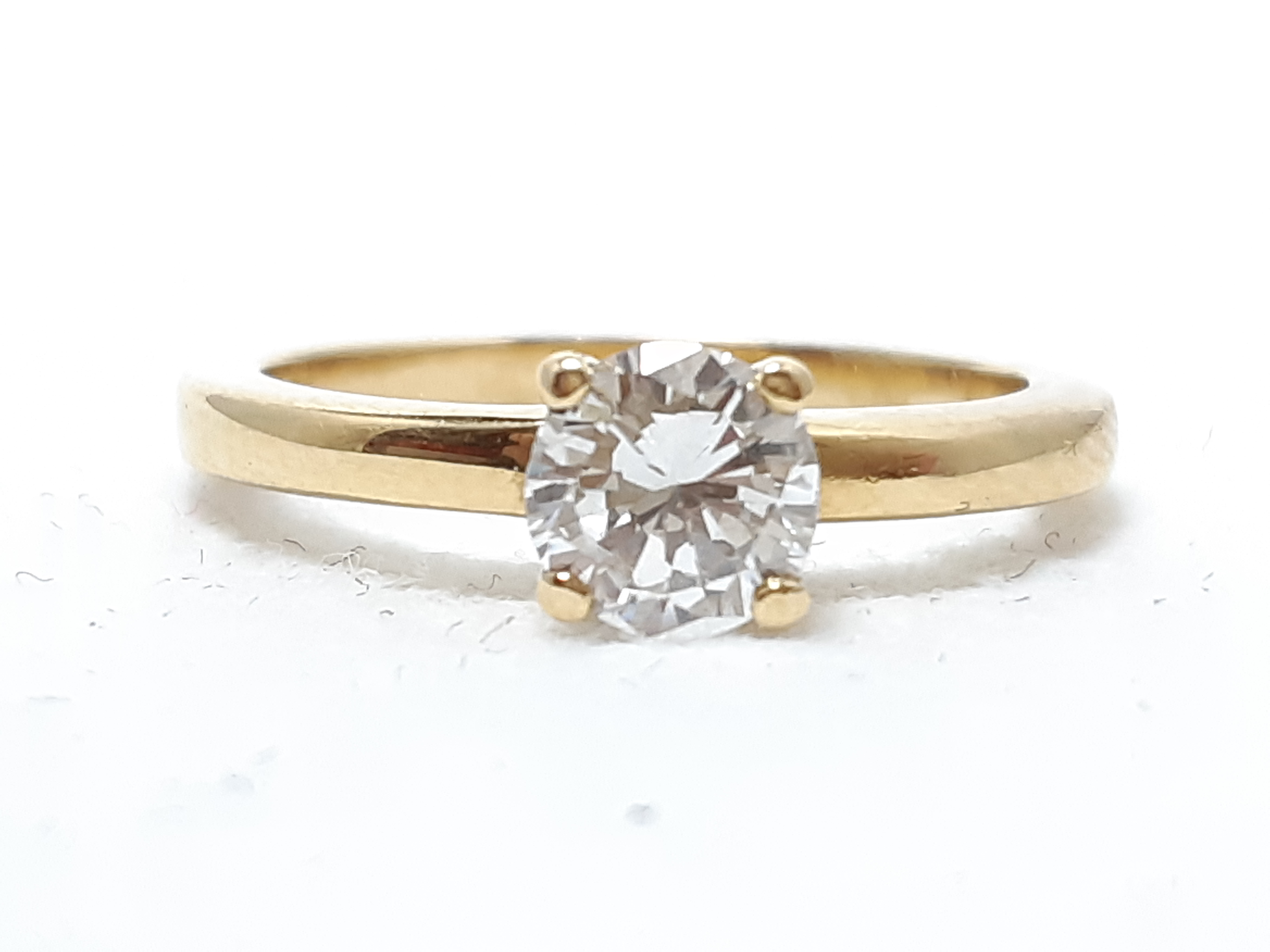 Solitario Oro Amarillo y Brillante 0.62cts. — Dantik.es